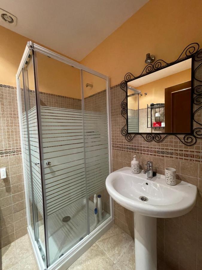 Lafrenchtouch - Relajate Y Desconecta Al Pueblo Villanueva de Tapia Exterior foto